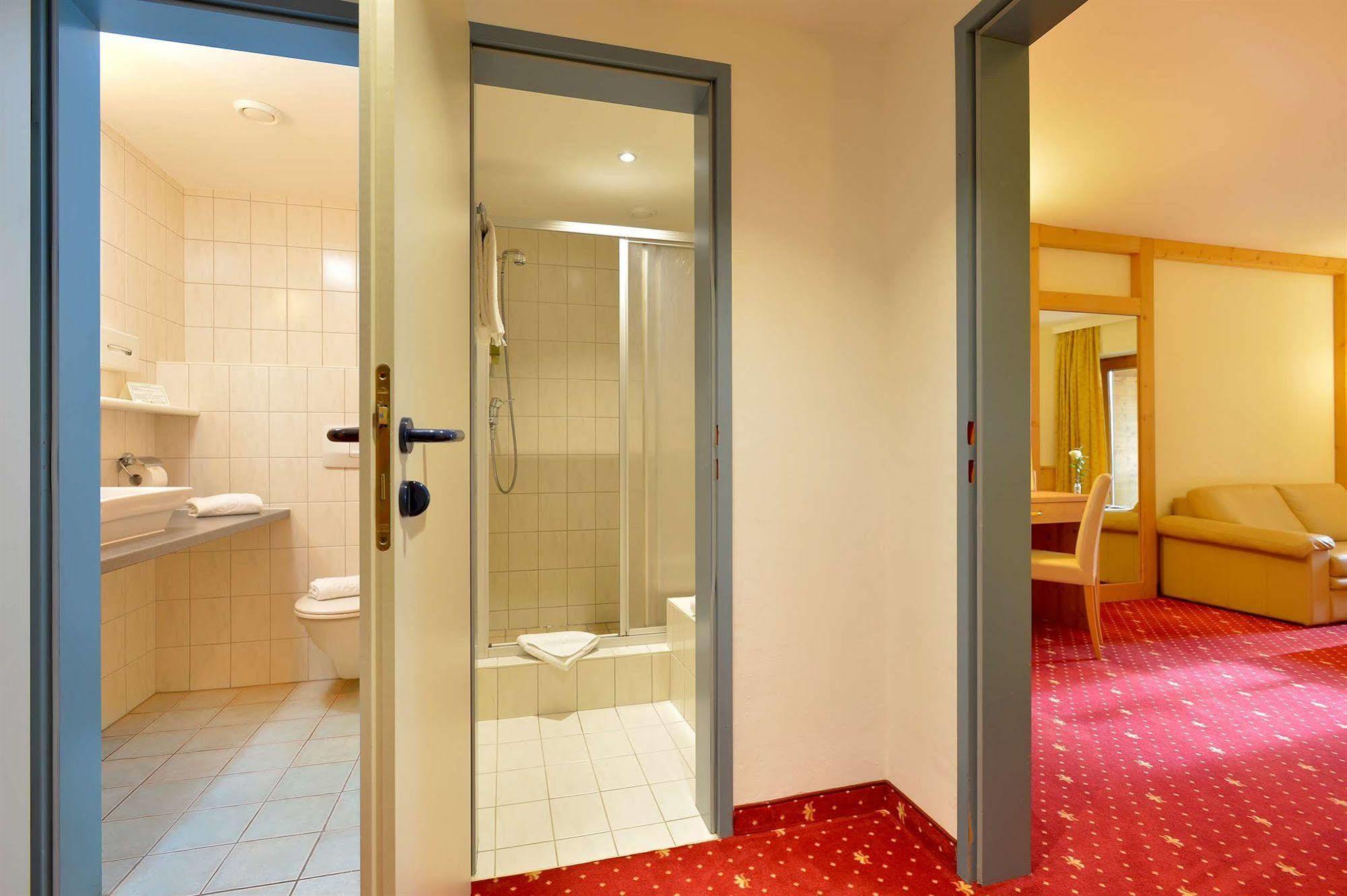 Alpenhof Brixen Hotel Brixen im Thale Ngoại thất bức ảnh