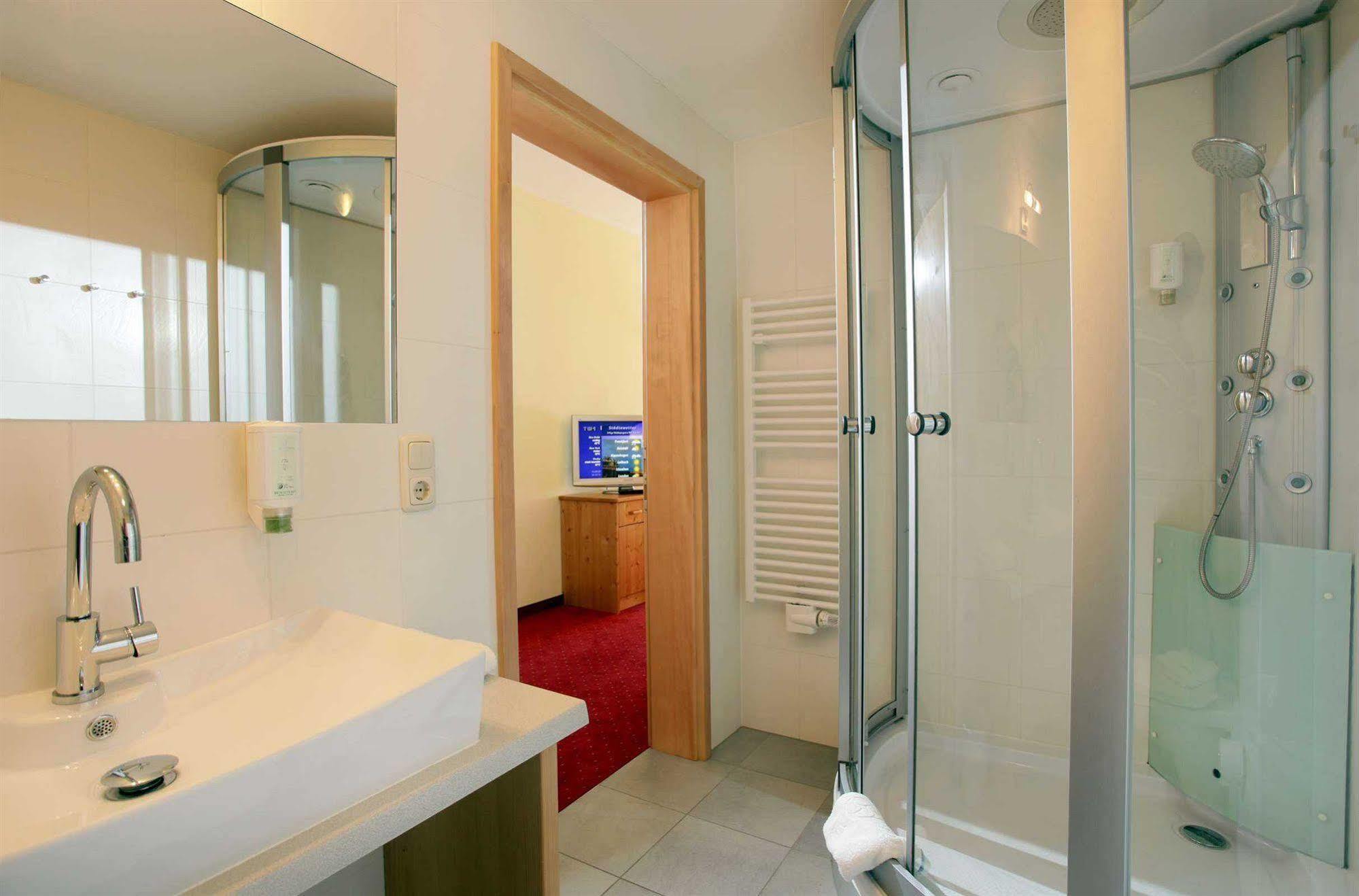 Alpenhof Brixen Hotel Brixen im Thale Ngoại thất bức ảnh