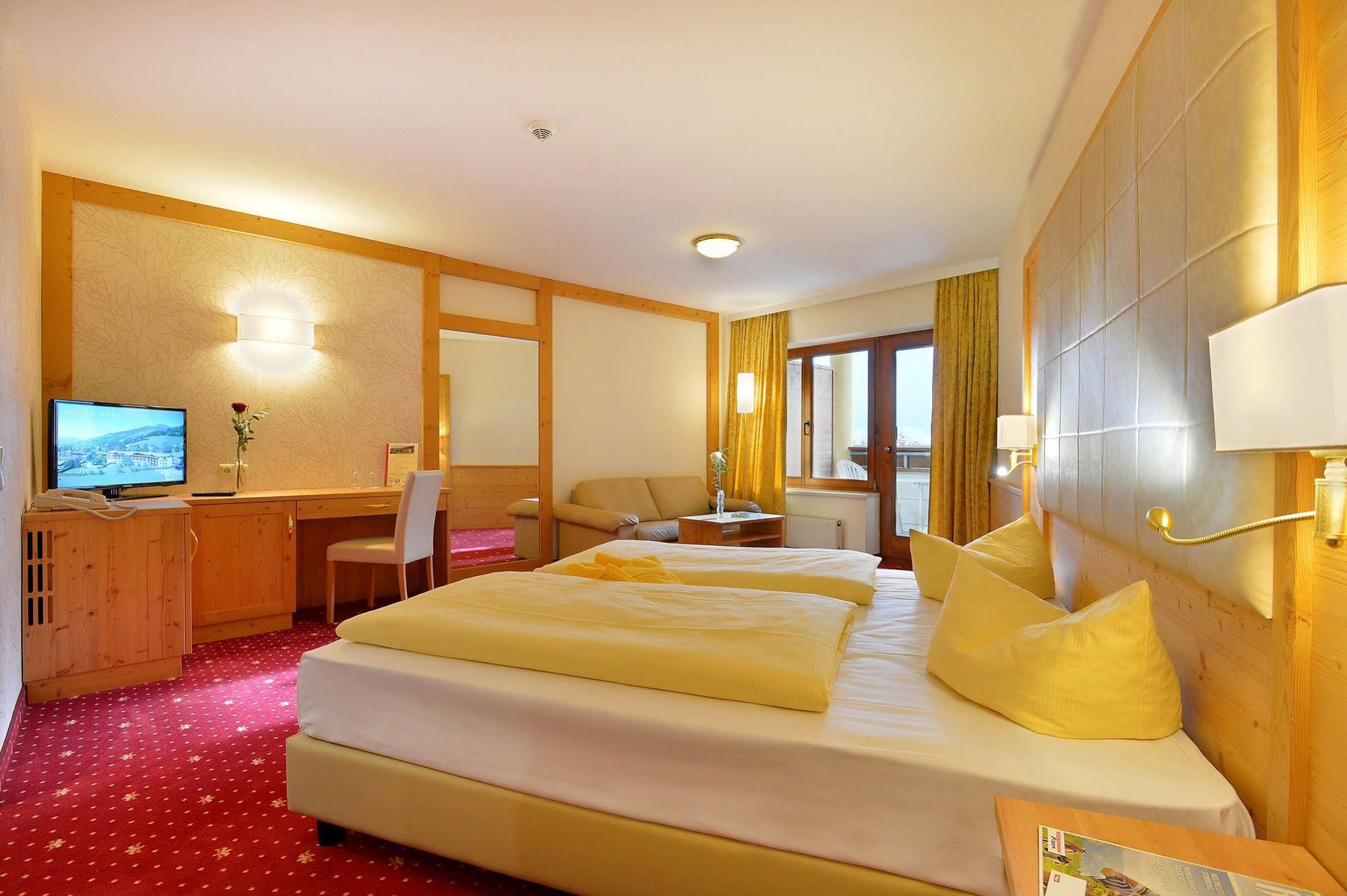 Alpenhof Brixen Hotel Brixen im Thale Ngoại thất bức ảnh