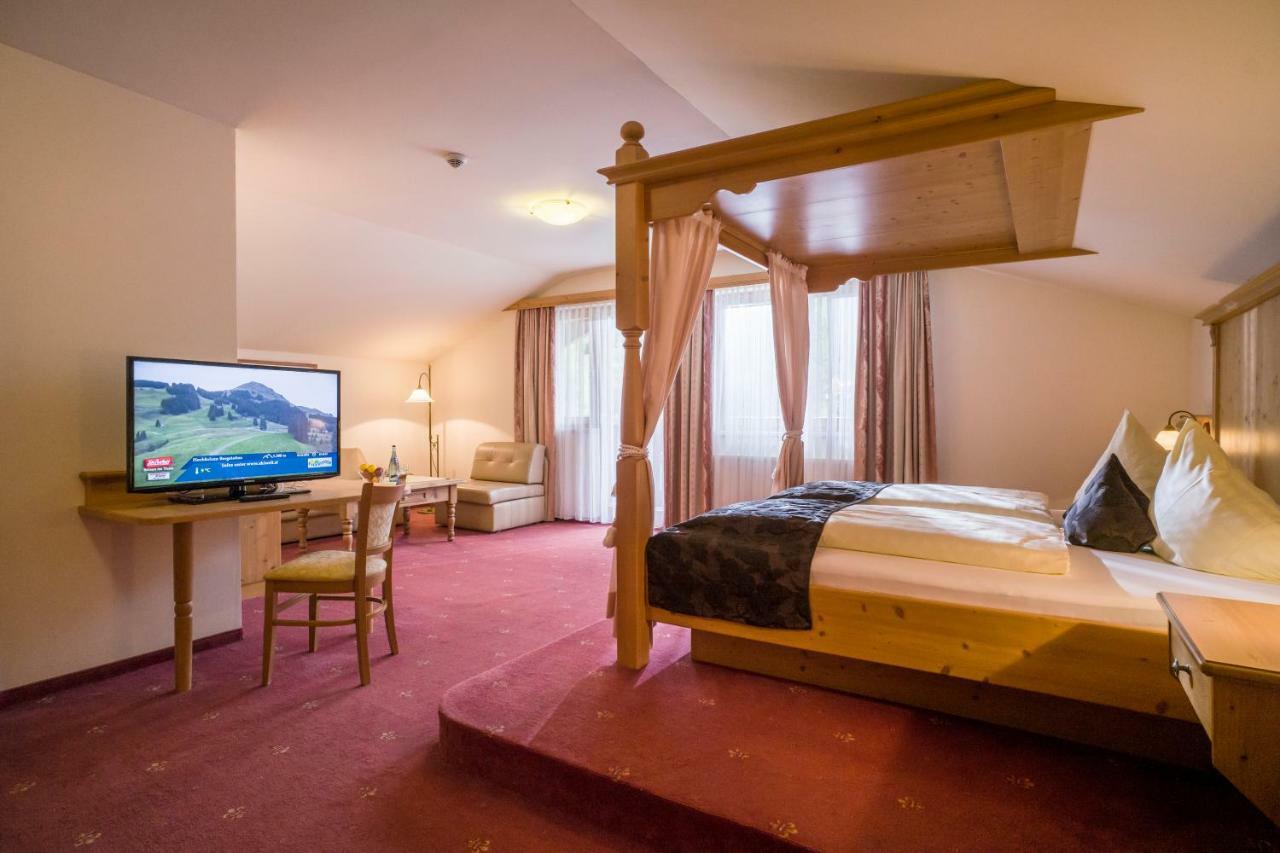 Alpenhof Brixen Hotel Brixen im Thale Ngoại thất bức ảnh
